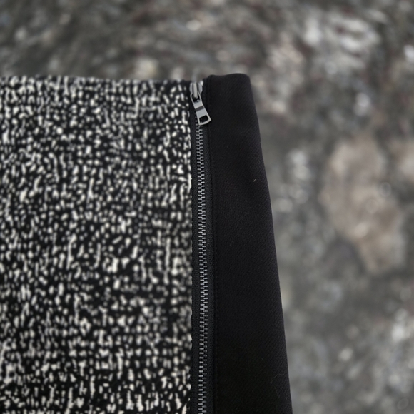 Ann Taylor Black and White Tweed Skirt 16 - Picture 3 of 10